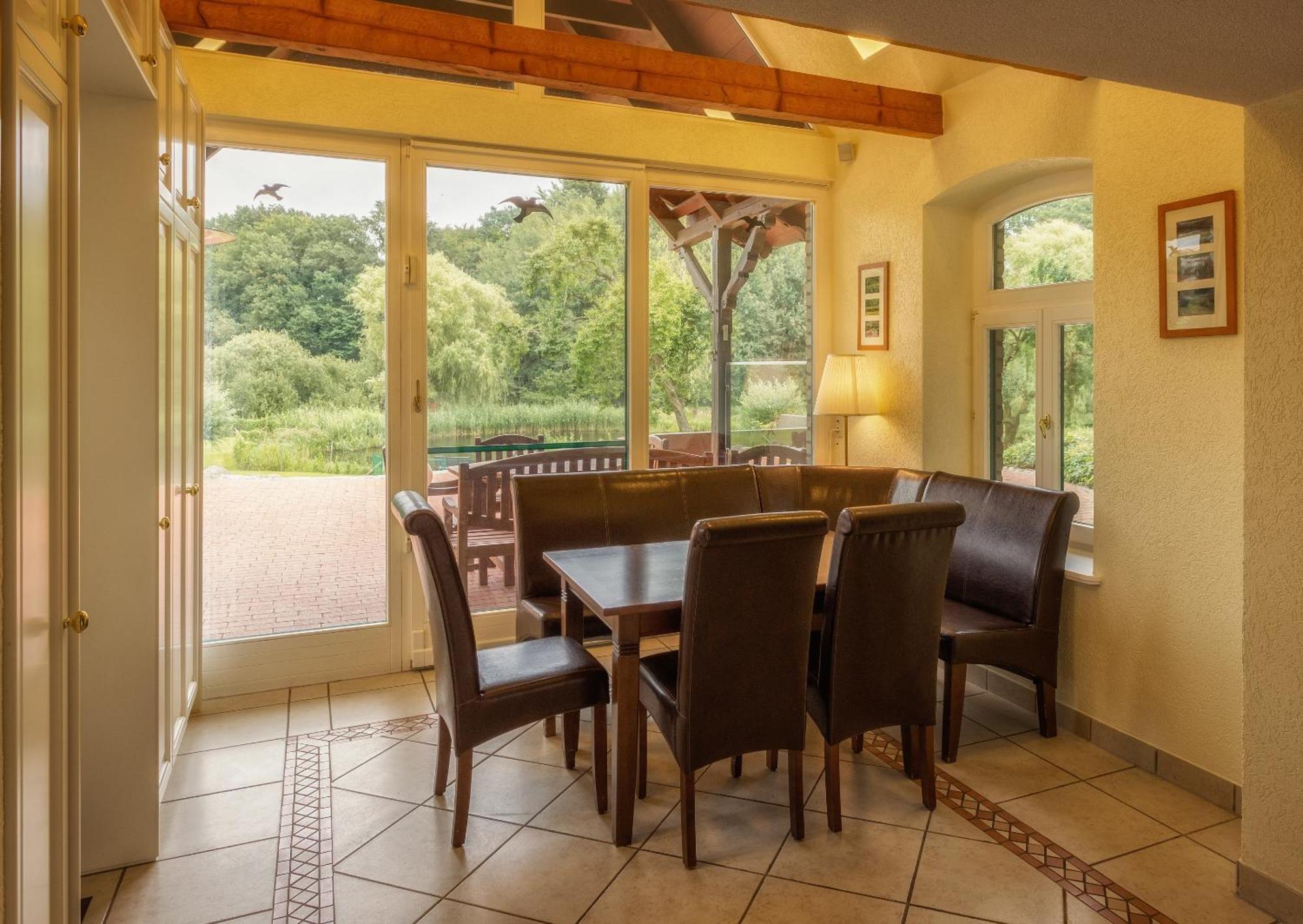 J1 Idyllisches Ferienhaus Mit Seeblick Julchendorf Kültér fotó