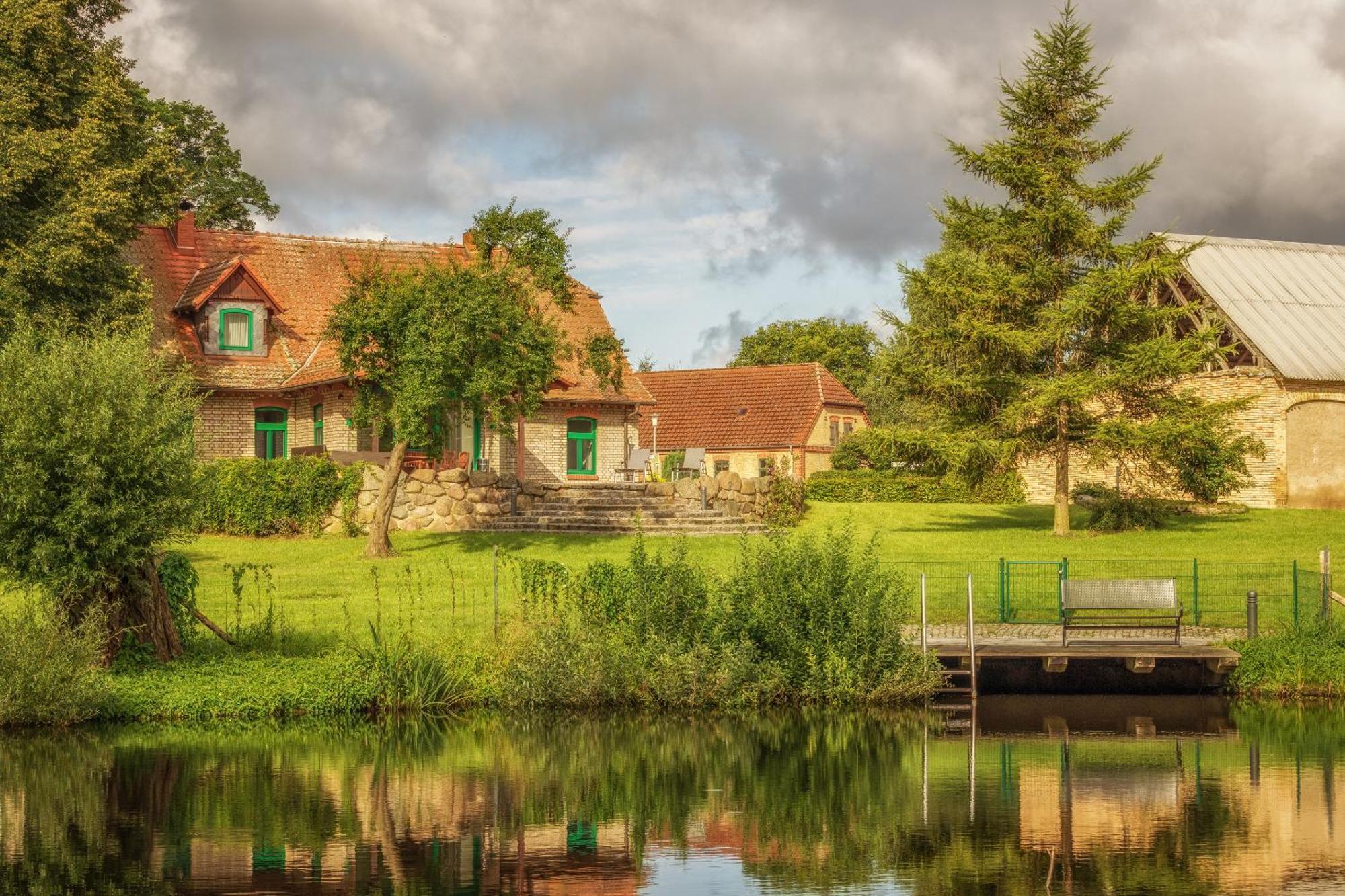J1 Idyllisches Ferienhaus Mit Seeblick Julchendorf Kültér fotó